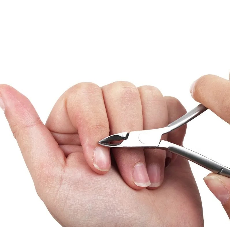 щипчики для обработки ногтей