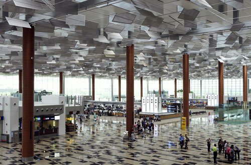 10 лучших аэропортов для шопинга