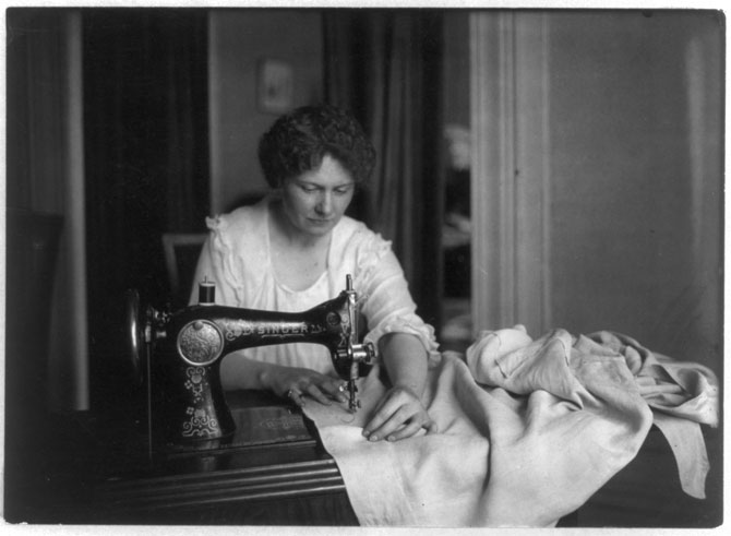 История швейной машинки, или как Зингер победил тёмные силы