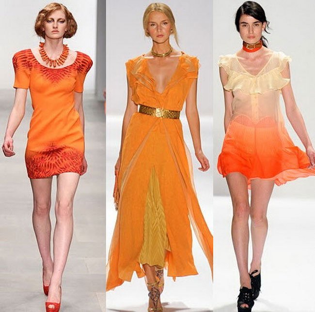 Оранжевое платье - это хит!