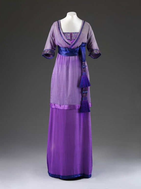Платья цвета вереска эпохи «Титаника»