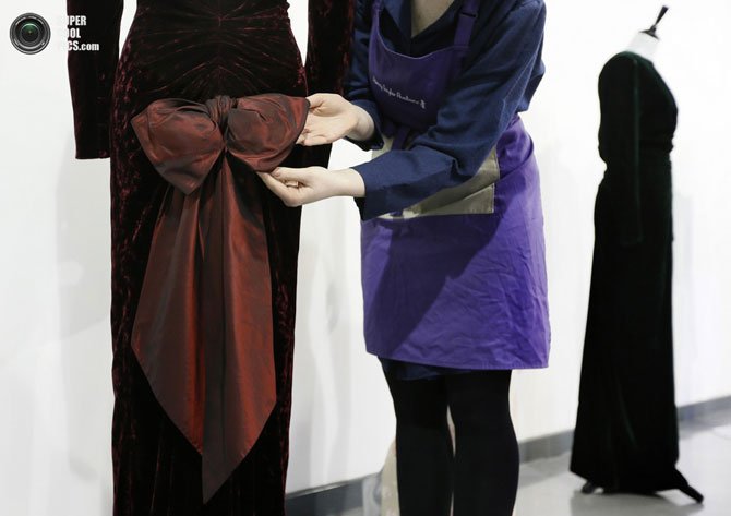 Платья принцессы Дианы выставлены на торги
