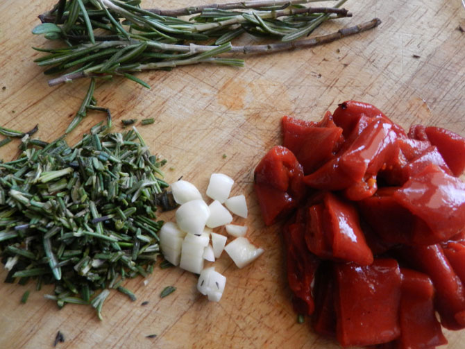 Рецепт на выходные: Фрикадельки в томатном соусе с красной фасолью