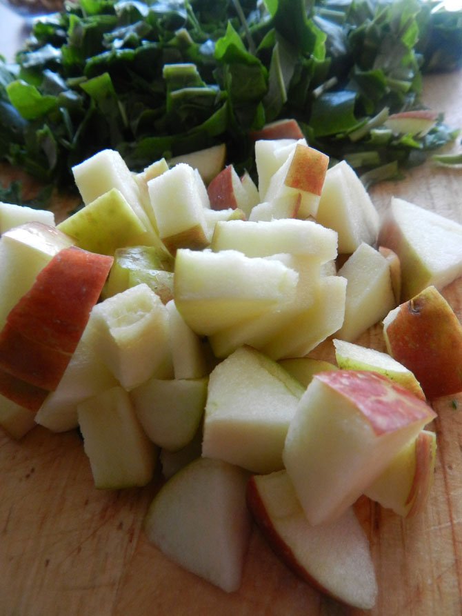 Рецепт на выходные: Пирожки со щавелем и яблоками