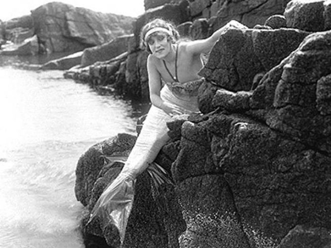 Рекорды Ныряющей Венеры, женщины, которая впервые в мире снялась обнажённой в кино и изобрела синхронное плавание